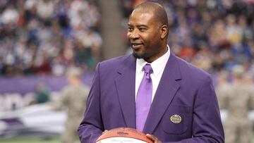 El legendario Defensive End de los Minnesota Vikings perdió la vida a los 58 años después de batallar con una cirugía por un tumor cerebral por varios años.