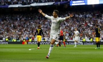 1-0. Cristiano Ronaldo celebró el primer gol.