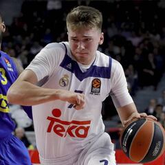 El vuelo sin motor de Doncic por encima de todo el Maccabi