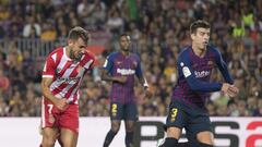 Fallo clamoroso de Piqué al dejar controlar el balón a Stuani dentro del área en lo que sería el 1-1.