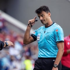 Lo que le faltaba al Atleti: en Cádiz se reencuentra con Gil Manzano