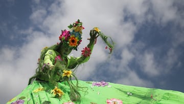 Pasto, 06 de Enero de 2023. Carnaval de Negros y Blancos, desfile Magno. Disfraces , comparsas y carrozas. (Colprensa - Álvaro Tavera)