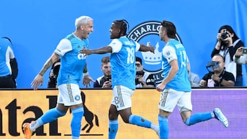 CHARLOTTE, NORTH CAROLINA - OCTOBER 21: Kerwin Vargas #18 of Charlotte FC celebrates a goal with Enzo Copetti #9 during the first half in the game against the Inter Miami at Bank of America Stadium on October 21, 2023 in Charlotte, North Carolina.   Matt Kelley/Getty Images/AFP (Photo by Matt Kelley / GETTY IMAGES NORTH AMERICA / Getty Images via AFP)