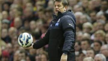 John Carver deja el Newcastle y negocian con Steve McClaren