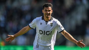 Burgos 4 - Córdoba 0: resumen, goles y resultado