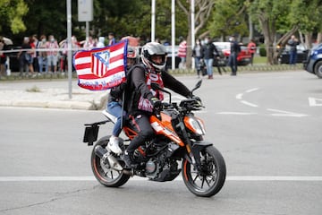 La gran caravana rojiblanca en imágenes