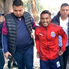 Gallito Vázquez vuelve “contentísimo” a Chivas