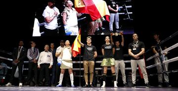 Joaquín Reyes volvió a ser el maestro de ceremonias, aunque esta vez acompañado por Jonathan Alonso. Rostros como Amaya Valdemoro, Javier Pagudo, Martín Barreiro o Jimmy Barnatán no quisieron perderse el show. Hubo boxeo con Jennifer Miranda, Samuel Carmo