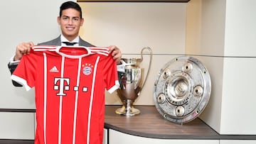 James Rodr&iacute;guez en su presentaci&oacute;n oficial con el Bayern M&uacute;nich