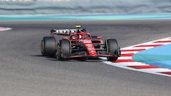 Sakhir (Bahrain), 29/02/2024.- Spanish driver Carlos Sainz Jr of Scuderia Ferrari in action during a practice session for the Formula One Bahrain Grand Prix, at the Bahrain International Circuit in Sakhir, Bahrain, 29 February 2024. The 2024 Formula 1 Bahrain Grand Prix is held on 02 March. (Fórmula Uno, Bahrein) EFE/EPA/ALI HAIDER
