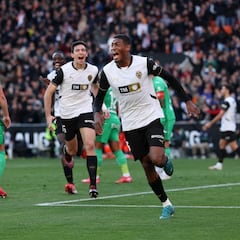 Mosquera, al Arsenal por 15 millones más 5 en variables