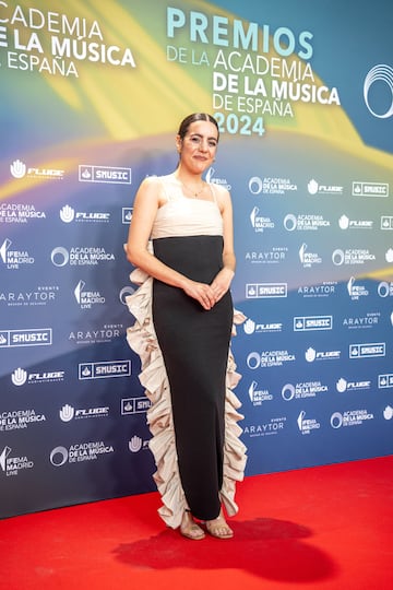 Valeria Castro posa en el photocall de los Premios de la Academia de la Música.