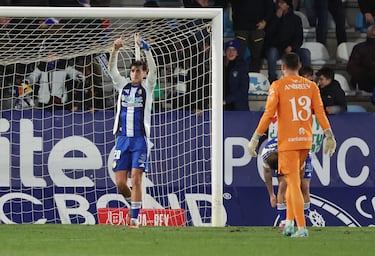 Aldasoro tumba a una Ponferradina que perdonó en exceso