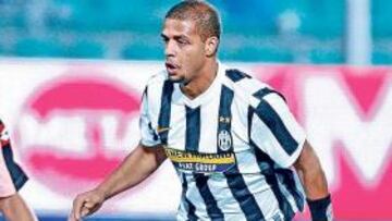 <b>MOLESTO. </b>Felipe Melo no se ha tomado bien la elección.