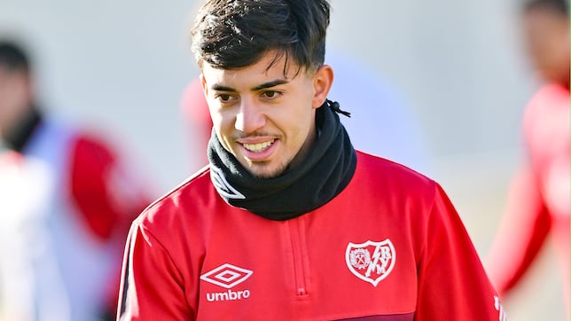 La llamada de Iñigo hizo que Akhomach se decantara: “Su fútbol me favorece”