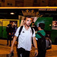 El Cádiz mide su exceso de presión ante un Córdoba en coma