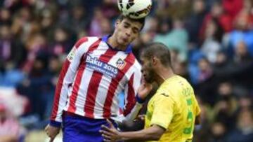 Raúl Jiménez asistió a Tiago en el 2-0.