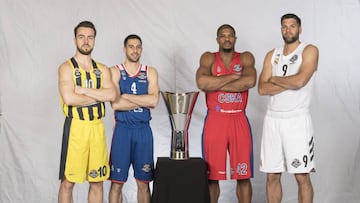 15/05/19 FINAL FOUR DE LA EUROLIGA DE BALONCESTO
 Fotografia de los 4 capitanes de equipos participantes en la Final Four Vitoria 2019
 
 Melih Mahmutoglu, #10 of Fenerbahce Beko Istanbul 
 Dogus Balbay, #4 of Anadolu Efes Istanbul 
 Kyle Hines, #42 of CS