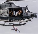 El salto de Orlando Duque desde un helicóptero en San Andrés