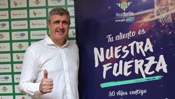 Óscar Quintana, bueno técnico del Betis.