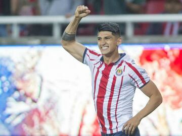 Alan Pulido lidera las calificaciones individuales de los jugadores del Club Deportivo Guadalajara en FIFA 19, te presentamos las valoraciones del equipo.