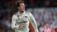 Odriozola decides to stay at Real Madrid