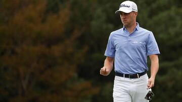 Justin Thomas reacciona durante la segunda jornada de la CJ Cup en el Nine Bridges Golf Club de Jeju, Corea del Sur.