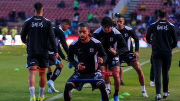 Francisco Venegas of Queretaro during the 1st round match between Queretaro and America as part of the Liga BBVA MX, Torneo Apertura 2024 at La Corregidora Stadium on January 10, 2024 in Santiago de Queretaro, Mexico.