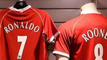 <B>ESTRELLAS.</B> Cristiano Ronaldo y Rooney son las dos principales estrellas del United.
