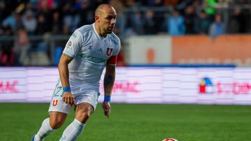 Futbol, O’Higgins vs Universidad de Chile.
Fecha 20, campeonato Nacional 2024.
El jugador de Universidad de Chile Marcelo Diaz es fotografiado durante el partido de primera division contra O’Higgins disputado en el estadio El Teniente de Rancagua, Chile.
17/08/2024
Andres Pina/Photosport
Football, O’Higgins vs Universidad de Chile.
20th turn, 2024 National Championship.
Universidad de Chile’s player Marcelo Diaz is pictured during a first divison match against O’Higgins at the El Teniente stadium in Rancagua, Chile.
17/08/2024
Andres Pina/Photosport