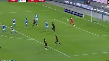 Ospina hace media asistencia para Insigne