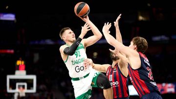 VITORIA-GASTEIZ, SPAIN - NOVEMBER 23: Edgaras Ulanovas of Zalgiris Kaunas in action during the 2022/2023 Turkish Airlines EuroLeague Regular Season Round 9 match between Cazoo Baskonia Vitoria Gasteiz and Zalgiris Kaunas at Fernando Buesa Arena on November 23, 2022 in Vitoria-Gasteiz, Spain. (Photo by Ion Alcoba/Quality Sport Images/Getty Images)