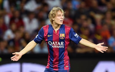'Messi D Los Baleal' assinou o Barcelona em 2014, quando ele tem apenas 17 anos. Porque a primeira vez no Zagreb Dinnam, ele também é comparado ao ídolo local, Lunga. Ele passou por uma equipe de uma Sverie, uma Premier ou Itedivisie League, mas sempre relacionada. Ele agora está jogando em Fit Sittard of Holandch Iristiee.