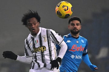 Juventus se coronó campeón de la Supercopa de Italia luego de vencer 2-0 a Napoli. Juan Cuadrado y David Ospina fueron titulares.