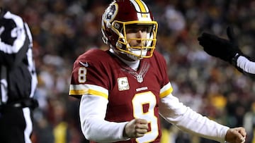 LANDOVER, MD - NOVEMBER 20: Quarterback Kirk Cousins #8 of the Washington Redskins celebrates after teammate running back Rob Kelley #32 (not pictured) scores a fourth quarter touchdown against the Green Bay Packers at FedExField on November 20, 2016 in Landover, Maryland.   Rob Carr/Getty Images/AFP
 == FOR NEWSPAPERS, INTERNET, TELCOS &amp; TELEVISION USE ONLY ==