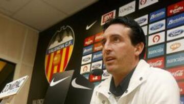 <b>TRANQUILO.</b> Unai Emery, entrenador del Valencia, ha asegurado hoy que los retrasos en el pago de la parte proporcional del salario de la plantilla no es alarmante y ha subrayado que lo importante es garantizar la viabilidad económica de la entidad.