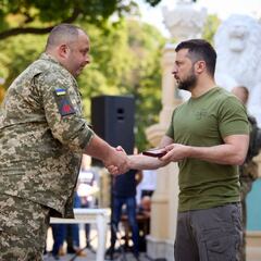 Zelenski pasa al ataque en la guerra