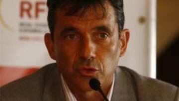 <b>RESPETO.</b> El capitán del equipo español de la Davis asegura que nunca faltan al rival.