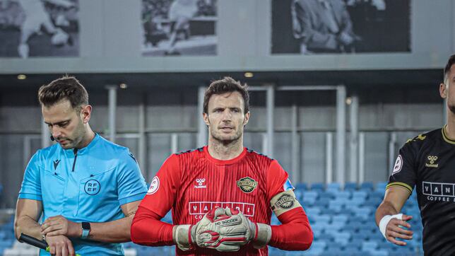 Manu Herrera: “El Elche tiene la portería más en forma de Segunda”