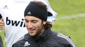 El delantero argentino del Real Madrid, Gonzalo Higuaín, reconoció tras el tercer entrenamiento de la semana como preparación para el encuentro que el próximo sábado disputará en el estadio Colombino frente al Recreativo de Huelva que ese "seguro que será un partido complicado, como todos los partidos que nos quedan".