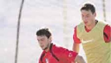 Kezman y Pablo Sicilia.