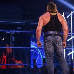 Wyatt regresa a SmackDown para advertir a Strowman