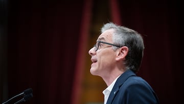 El presidente del Consell Nacional de ERC y diputado en el Parlament, Josep Maria Jové, interviene durante el tercer Debate de Política General de la legislatura, en el Parlament de Catalunya, a 27 de septiembre de 2023, en Barcelona, Catalunya (España). El debate arrancó ayer, 26 de septiembre, con un discurso del presidente de la Generalitat de Catalunya y continúa hoy con las intervenciones de los ocho grupos parlamentarios, hasta el próximo 29 de septiembre, donde se debaten las propuestas de resolución. Las dos sesiones plenarias se han celebrado mientras siguen los contactos entre ERC y Junts con PSOE y Sumar sobre una hipotética ley de amnistía. El debate coincide con la sesión de investidura del líder del PP en el Congreso de los Diputados.
27 SEPTIEMBRE 2023;BARCELONA;CATALUNYA;DEBATE POLÍTICA GENERAL;PARLAMENT DE CATALUNYA
David Zorrakino / Europa Press
27/09/2023