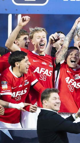 AZ Alkmaar's celebrate with their trophy after winning the Dutch Cup final football match between AZ Alkmaar and NEC Nijmegen at De Kuip Stadium in Rotterdam on April 19, 2026. (Photo by Koen van Weel / ANP / AFP) / Netherlands OUT