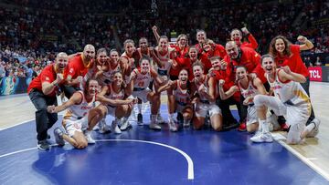 30/09/18 BALONCESTO FEMENINO MUNDIAL TENERIFE 2018
 PARTIDO SELECCION ESPA&Ntilde;OLA ESPA&Ntilde;A - BELGICA
 ALEGRIA CELEBRACION MEDALLA BRONCE 
 PUBLICADA 01/10/18 NA MA42 5COL