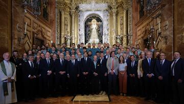 La plantilla del Betis en la Macarena.