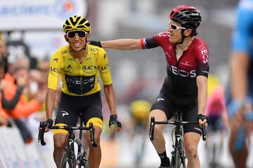 Primer ciclista latinoamericano en ganar el Tour de Francia. Su segundo año en el World Tour fue el de la consagración, alzándose en la París-Niza, la Vuelta a Suiza y el Tour de Francia.