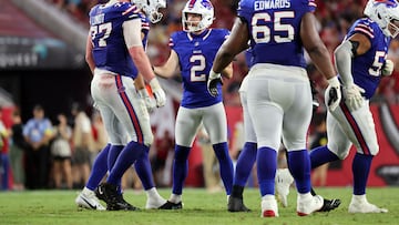 DeWayne Carter is set to miss the entire season with an injury.