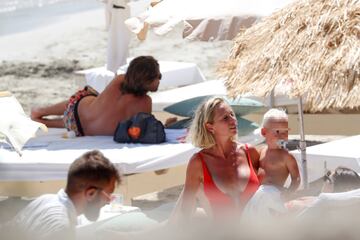  Pirlo y Valentina Baldini disfrutan de unos días de descanso junto a la familia en Ibiza.