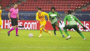 Riqui Puig, en el Ferencvaros-Barça.